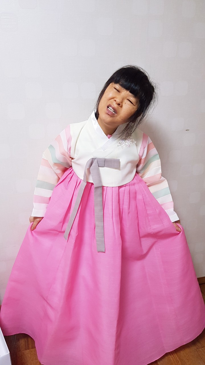 d_c7gUd018svc12jhooa0irau_dyqm8l.jpg
